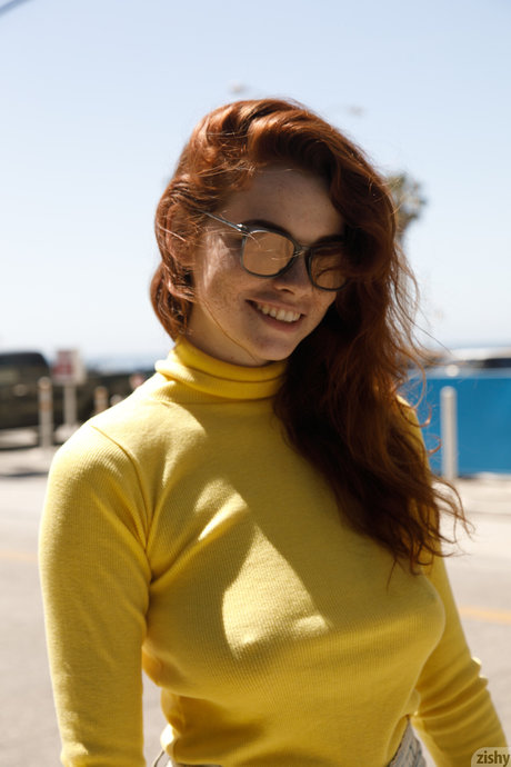Sabrina Lynn