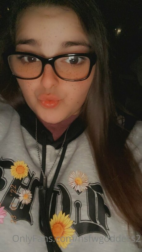 Nsfwgoddess2