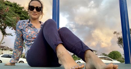 Kimkissesfootgoddess