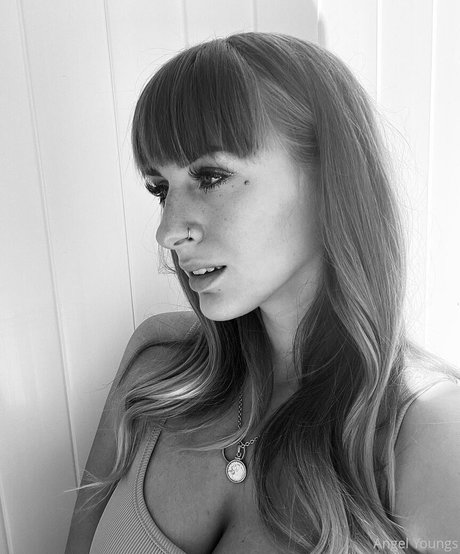 Angelyoungsxxx