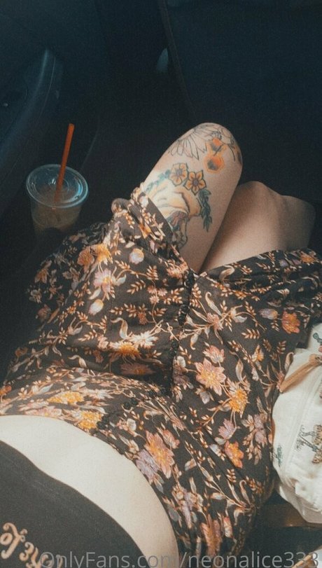 Neonalice333