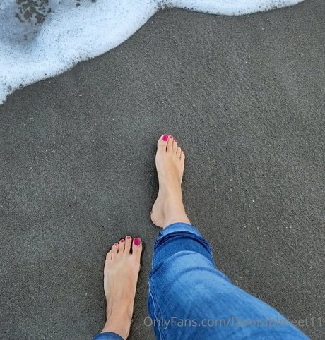Favorablefeet11
