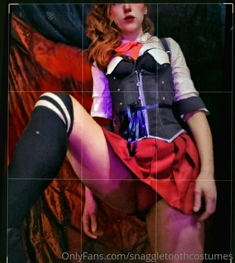 Snaggletoothcostumes