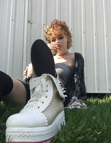 Nacktes geleaktes OnlyFans-Foto von Veeginas