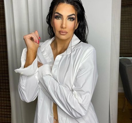 Billie Kay