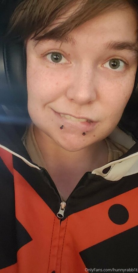 Hunnyrabb1t