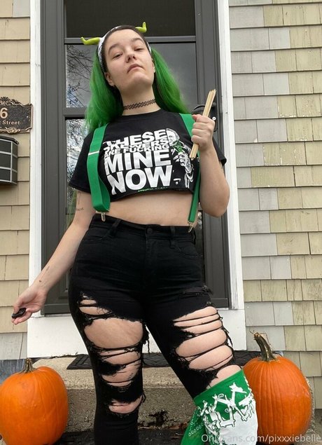Pixxxiebelle