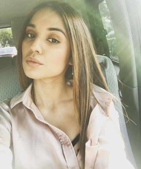 Summer Bishil