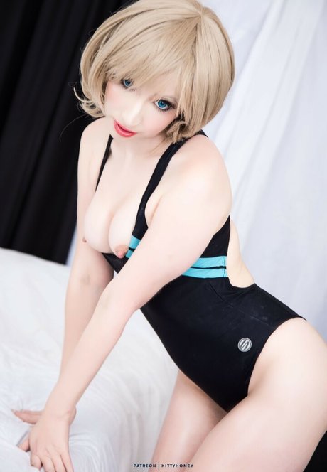 Kitty Honey Cosplay