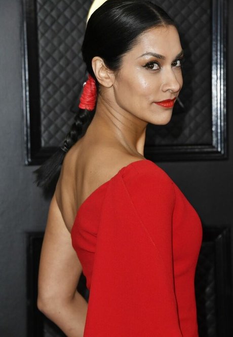 Janina Gavankar