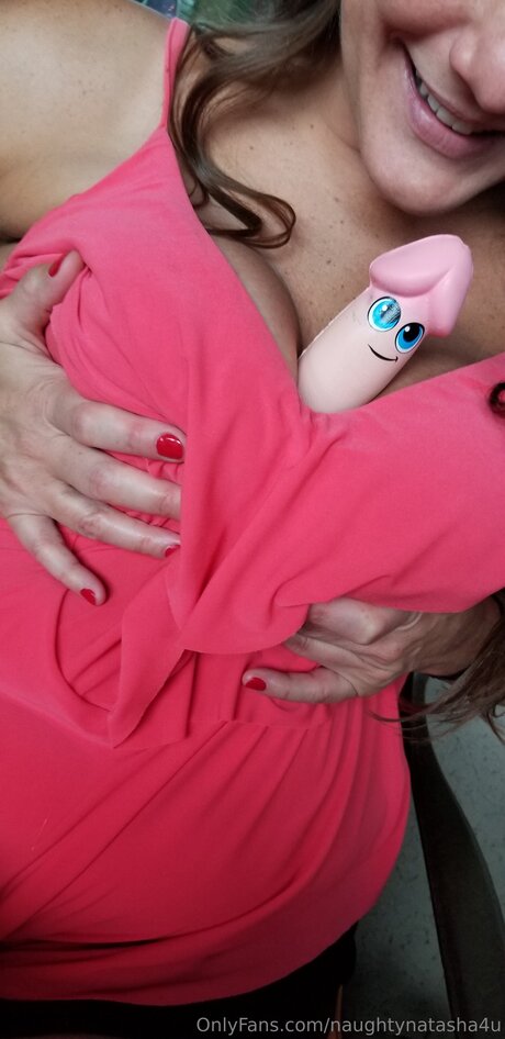Naughtynatasha4u