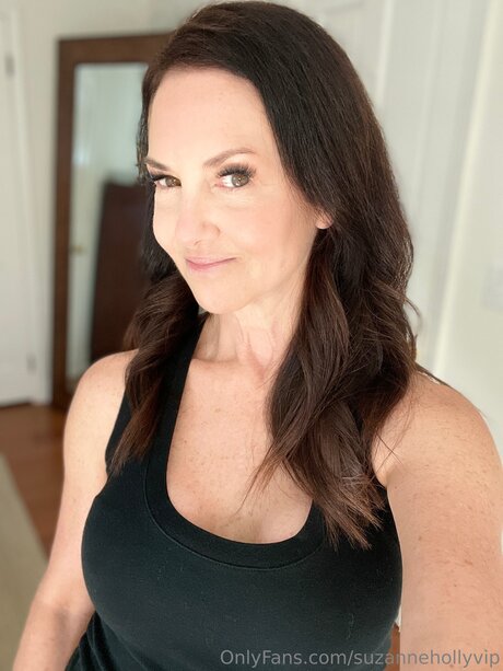 Suzannehollyvip