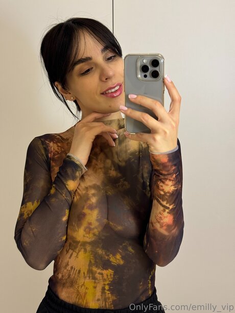 Emilly Vip