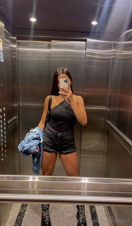 Reina22