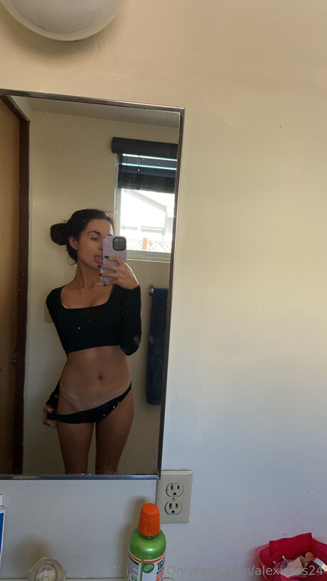 Alexissss24