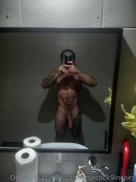 Trojanhorsecock9inches