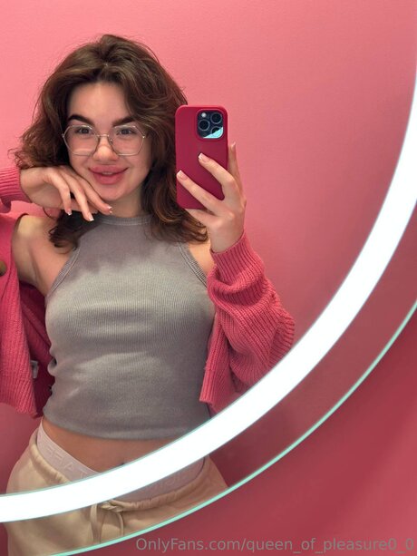 Queen Of Pleasure0 0