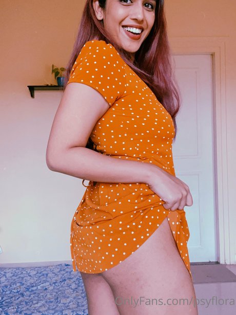 Nacktes geleaktes OnlyFans-Foto von Neelam Kudale