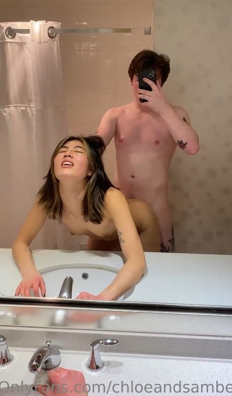 Nacktes geleaktes OnlyFans-Foto von Chloe And Sam