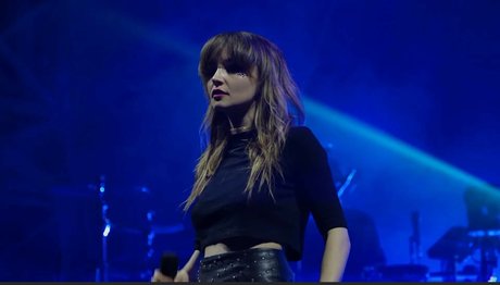 Lauren Mayberry