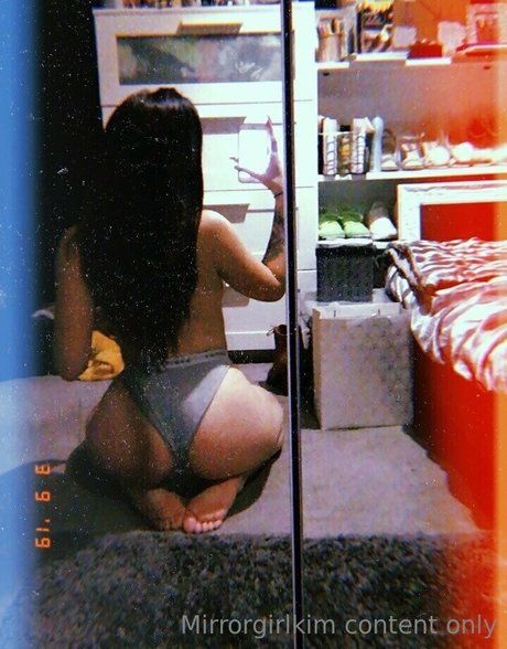 Mirrorgirlkim