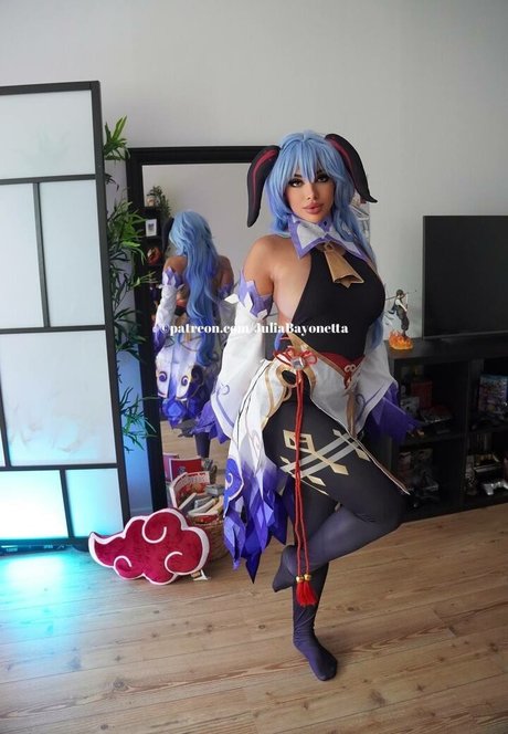 Julia Bayonetta