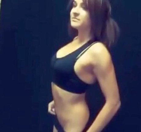 Dakota Kai
