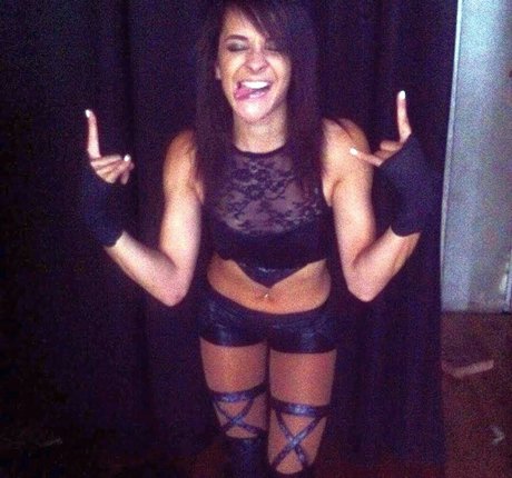 Dakota Kai