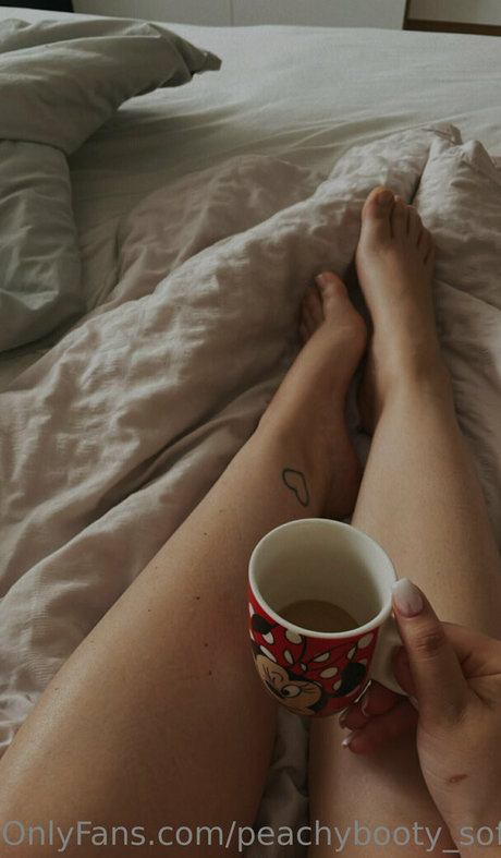 Peachybootysofia
