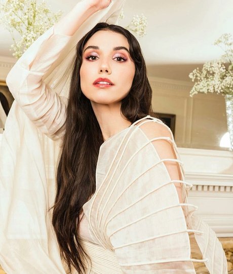 Grace Caroline Currey