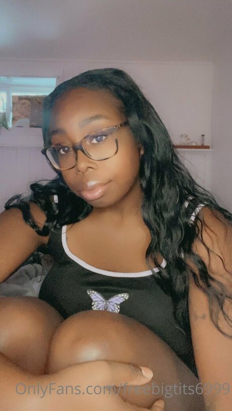 Freebigtits6999