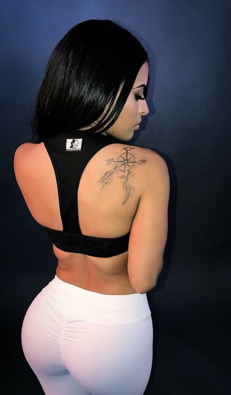 Zelina Vega
