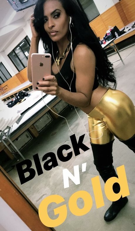 Zelina Vega