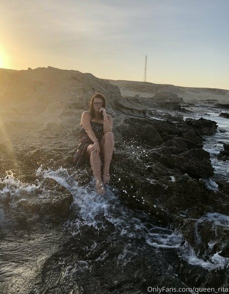 Nacktes geleaktes OnlyFans-Foto von Queenrita