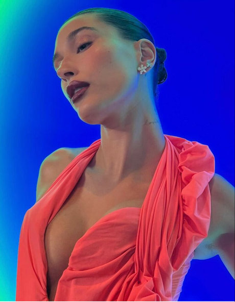 Hailey Baldwin Bieber