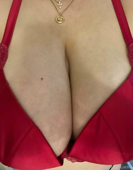 Nacktes geleaktes OnlyFans-Foto von Uktittygoddess