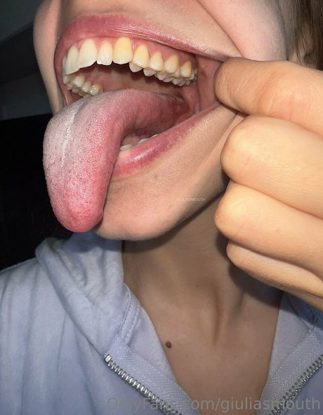 Giuliasmouth
