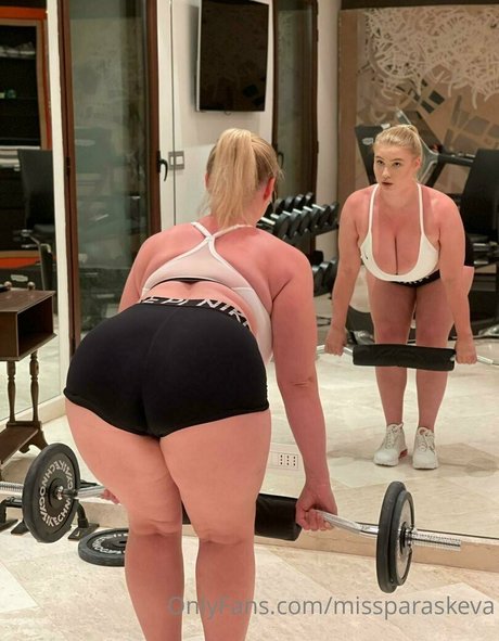 Nacktes geleaktes OnlyFans-Foto von Missparaskeva