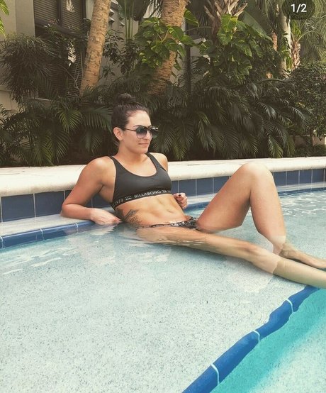 Sonya Deville