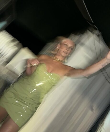 Nacktes geleaktes OnlyFans-Foto von Janin Ullmann