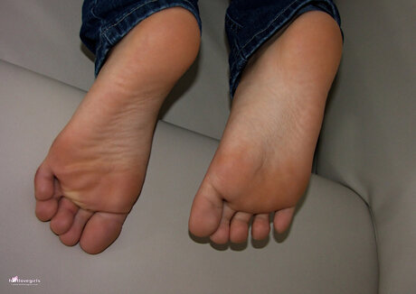 Footlovegirls