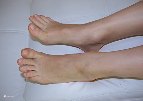 Footlovegirls