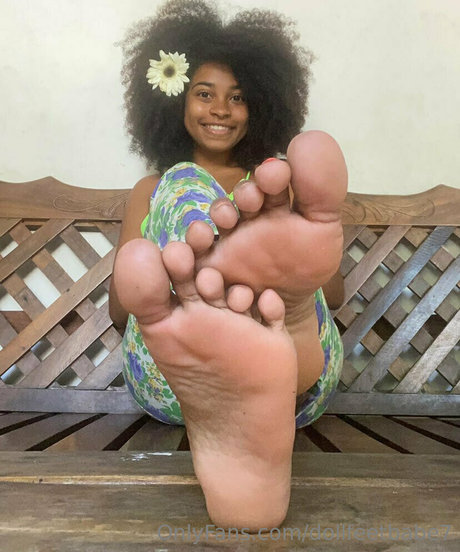 Dollfeetbabe7