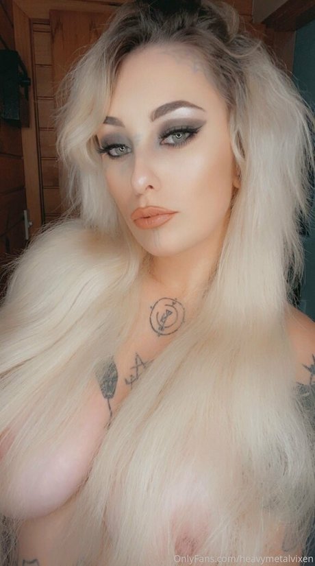 Heavymetalvixen