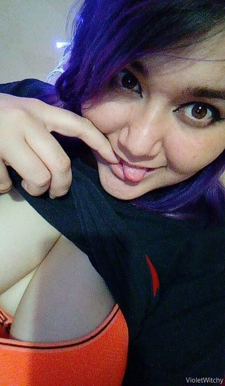 Violetwitchy