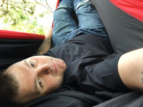 Nacktes geleaktes OnlyFans-Foto von Willie Laww