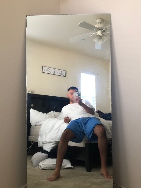 Nacktes geleaktes OnlyFans-Foto von Lorenzo Romano