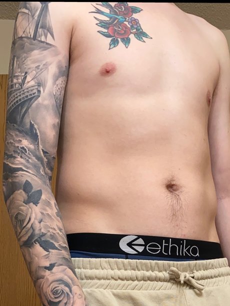 Nacktes geleaktes OnlyFans-Foto von Yep