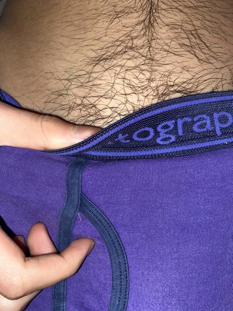 Nacktes geleaktes OnlyFans-Foto von Romeo Cole
