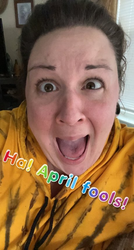 Nacktes geleaktes OnlyFans-Foto von Ashley Mac